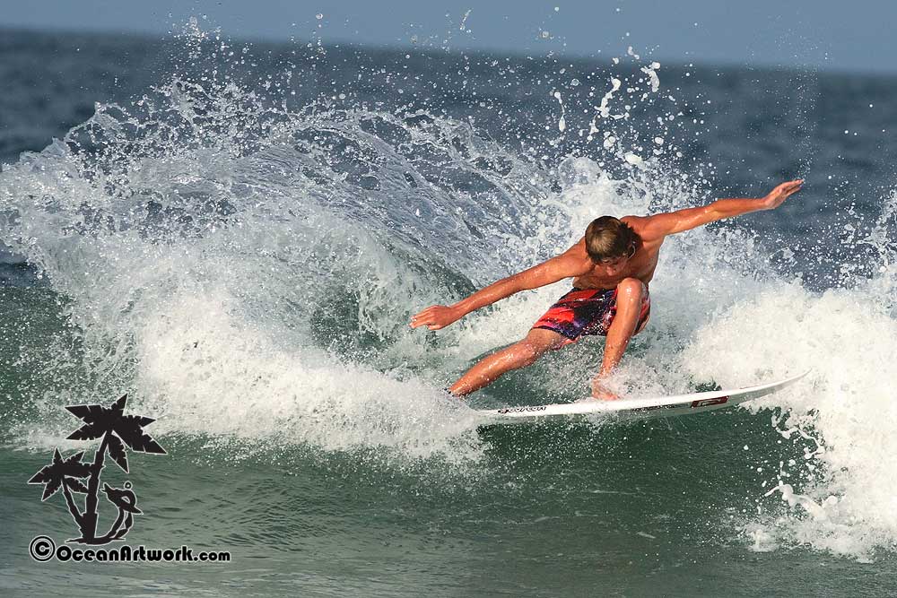 Late afternoon session at Duranbah , Kirra Teams Challenge 2009